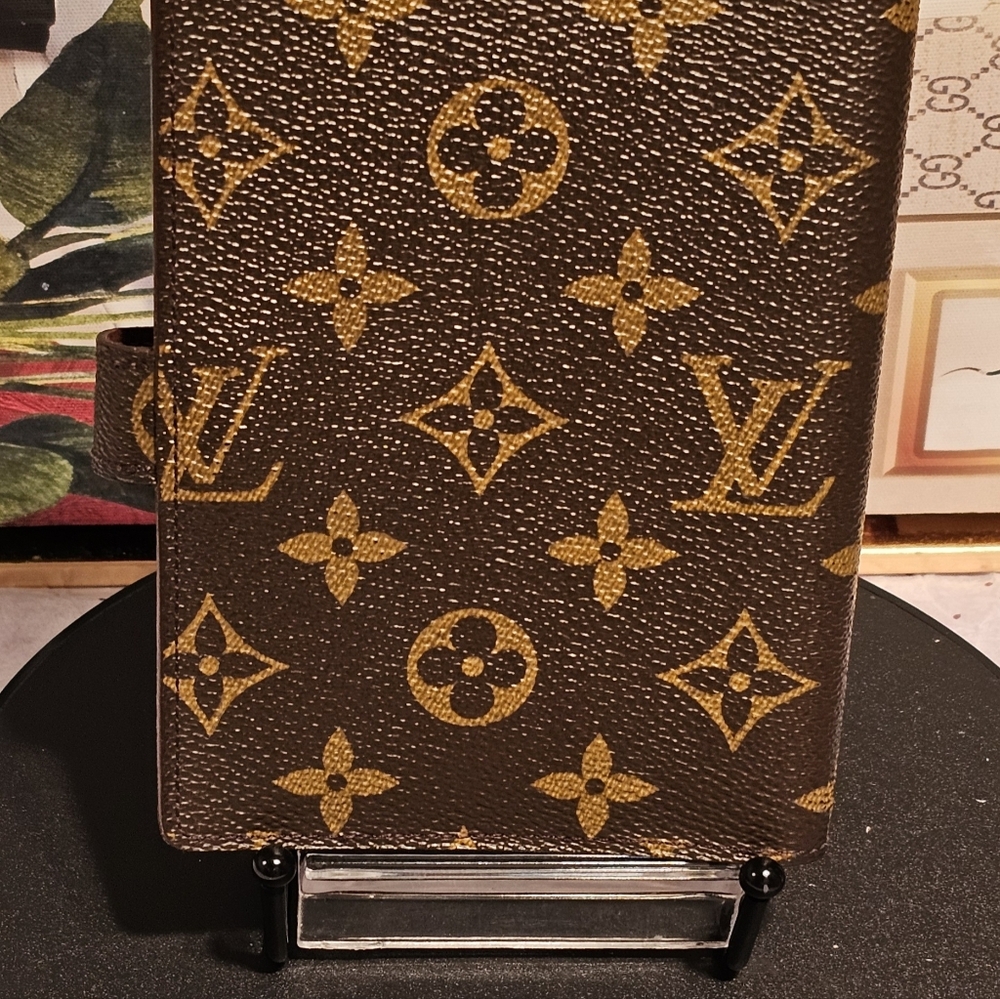 Louis Vuitton Monogram Coated Canvas PM Agenda/Notebook with Dust Bag - Picture 4 of 16